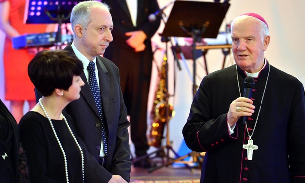 Anioły na balu zostawiły 27 tys. zł
