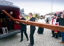  Powitanie symboli w naszej diecezji odbyło się w Białobrzegach Radomskich