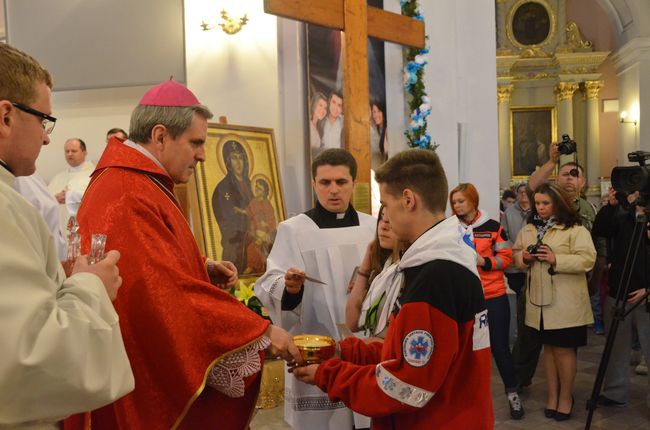 Symbole ŚDM w Ostrowcu Świętokrzyskim 