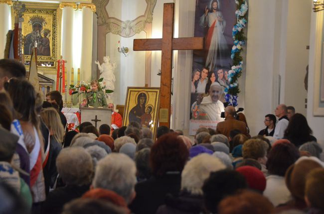 Symbole ŚDM w Ostrowcu Świętokrzyskim 