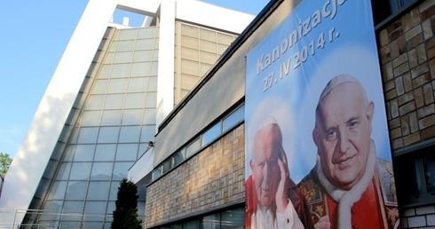 Papieska parafia zaprasza do świętowania