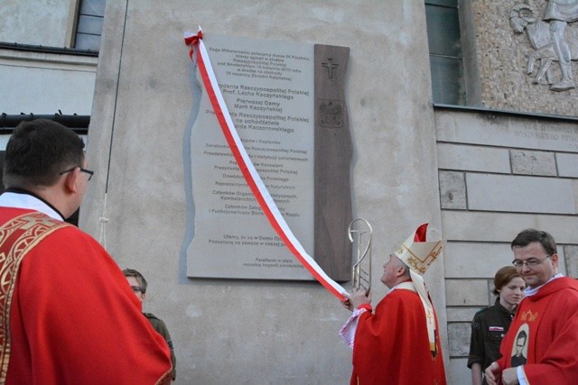 Smoleńskie tablice na Żoliborzu 