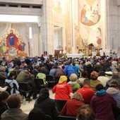 Pielgrzymi bielsko-żywieccy w bazylice św. Jana Pawła II