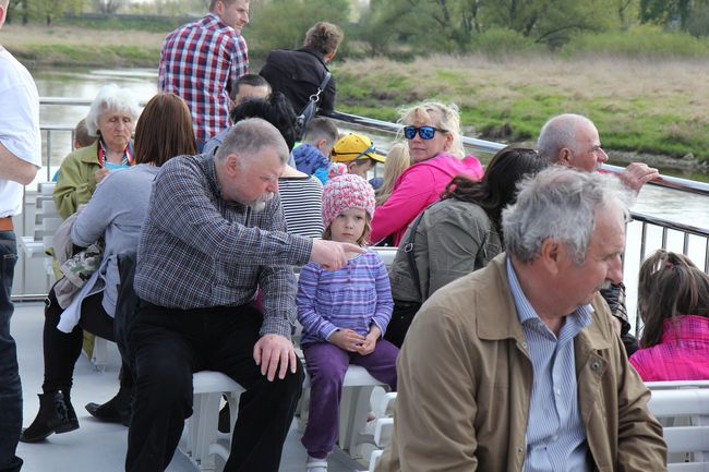 Inauguracja sezonu turystycznej żeglugi śródlądowej na Odrze w Nowej Soli.