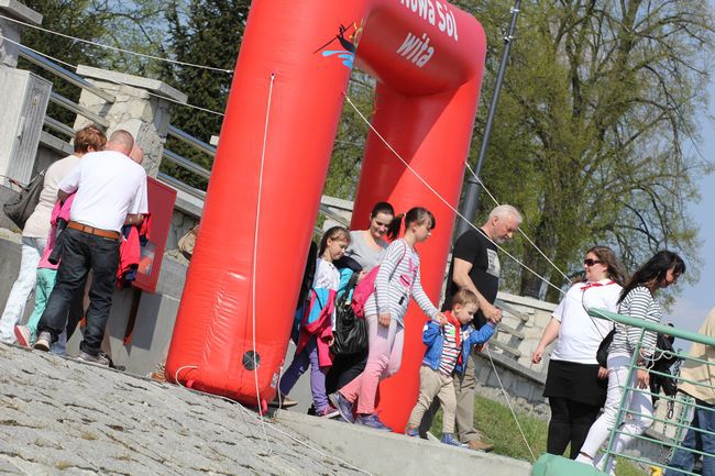 Inauguracja sezonu turystycznej żeglugi śródlądowej na Odrze w Nowej Soli.