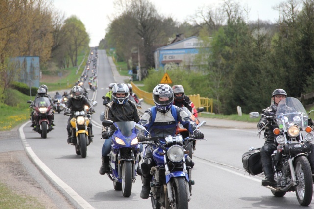 Pielgrzymka motocyklistów do Rokitna