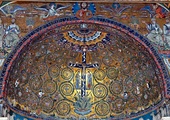 Krzyż drzewem życia. Fragment mozaiki z bazyliki św. Klemensa w Rzymie