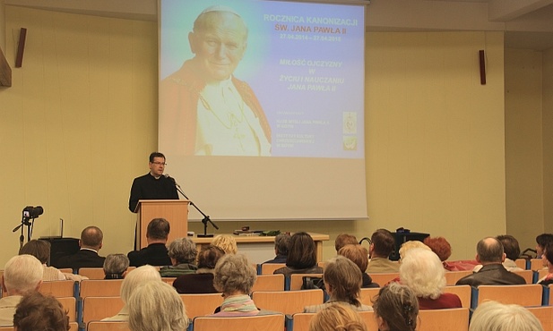 Więcej niż papieskie kremówki