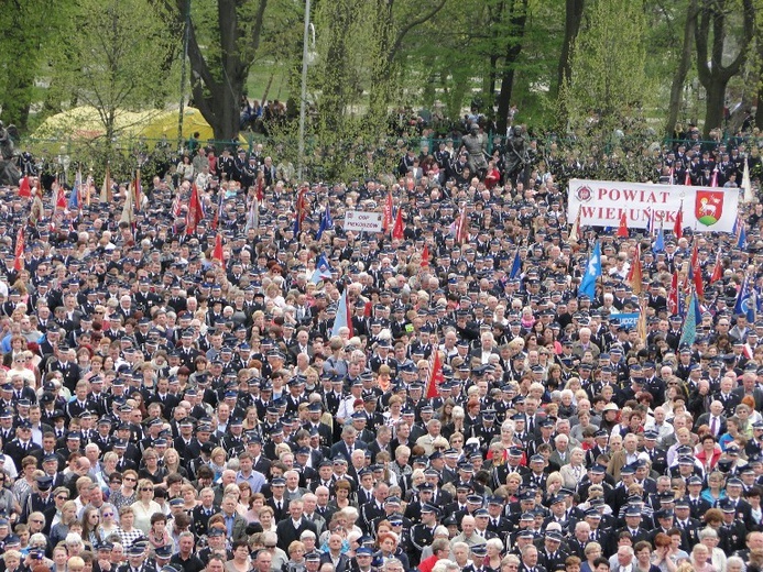 Piegrzymka strażaków