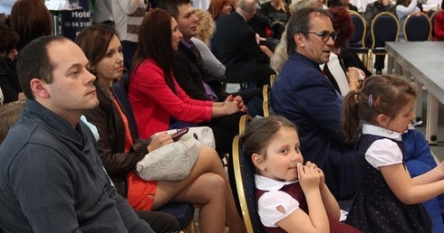 Charytatywny pokaz mody