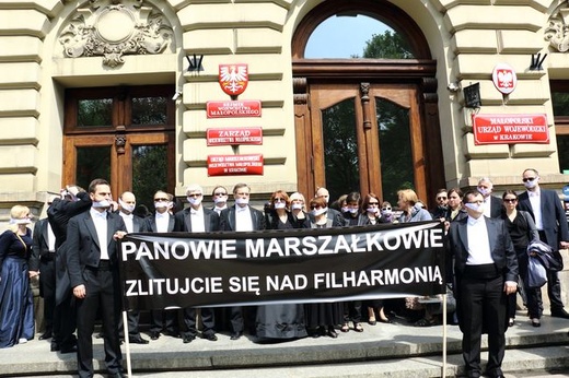 Niemy protest filharmoników krakowskich