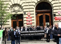 Niemy protest filharmoników krakowskich