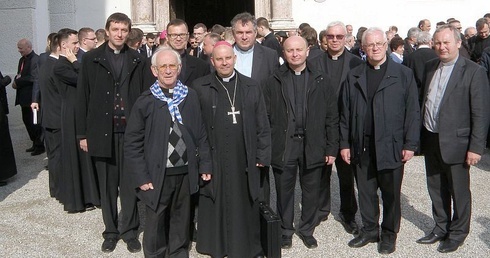 Czy ludzkość nauczyła się czegoś?