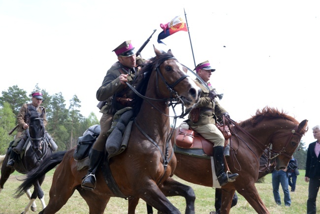 75. rocznica śmierci Henryka Dobrzańskiego ”Hubala”