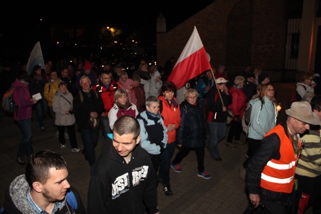 Nocna pielgrzymka do Grodowca - część I