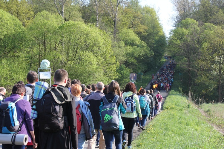 Na trasie czwartego dnia: z Mogilan do celu! - cz. 2