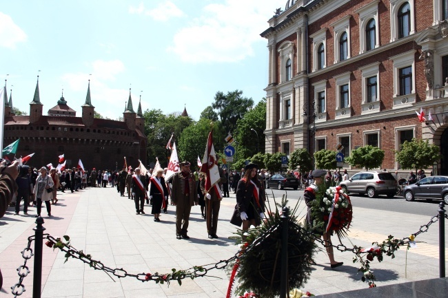 Msza św. i pochód patriotyczny