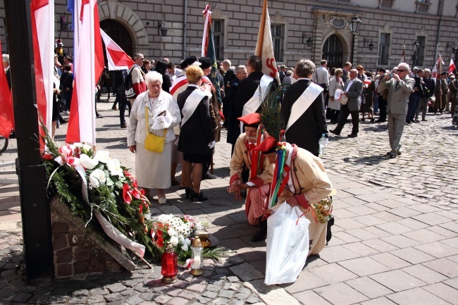 Msza św. i pochód patriotyczny