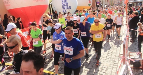 Półmaraton w całości patriotyczny