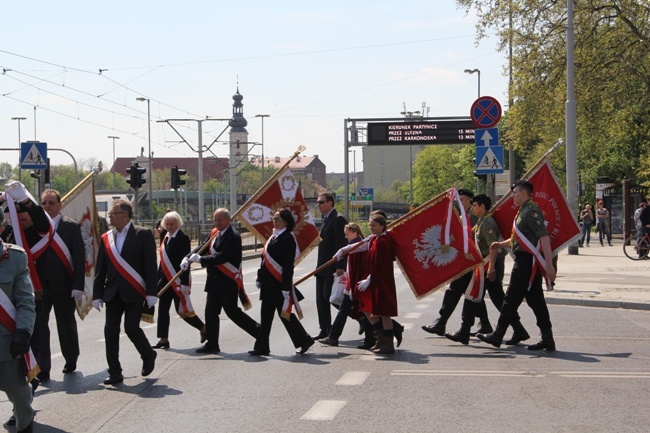 Tęcza mundurów - 224. rocznica Konstytucji 3 Maja 