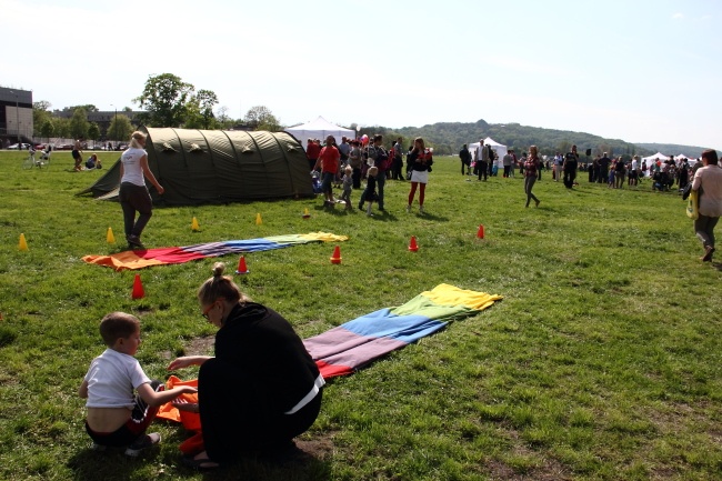 Trzeciomajowy piknik na Błoniach