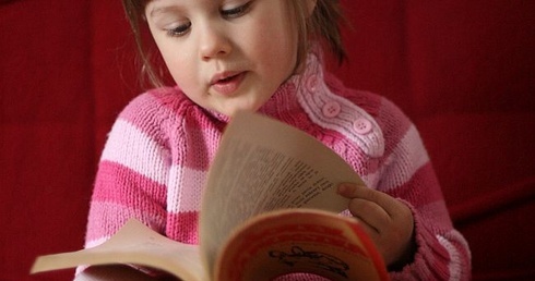 Oddaj dziecku książkę