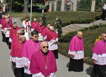 Biskup Jeż powiększył grono kanoników