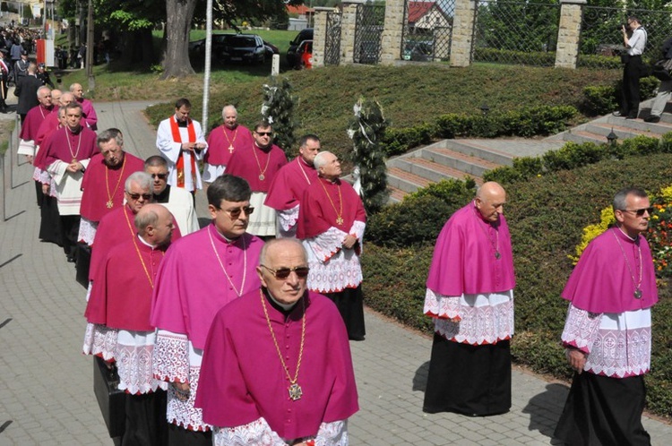 Biskup Jeż powiększył grono kanoników