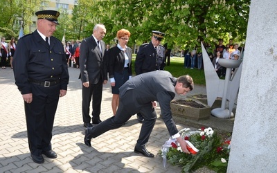 W Skierniewicach hołd poległym oddał m.in. prezydent miasta Krzysztof Jażdżyk