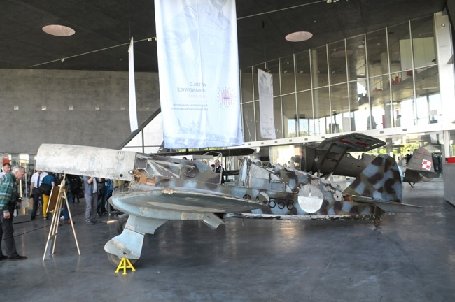 Zabytkowy Caudron w Muzeum Lotnictwa Polskiego