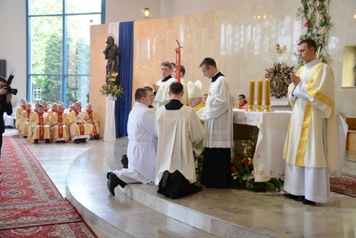 Święcenia diakonatu