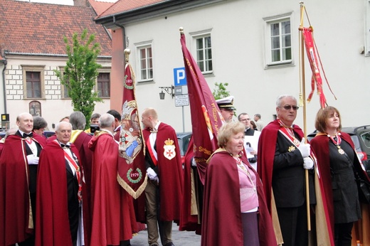 Procesja ku czci św. Stanisława z Wawelu na Skałkę - cz. 1