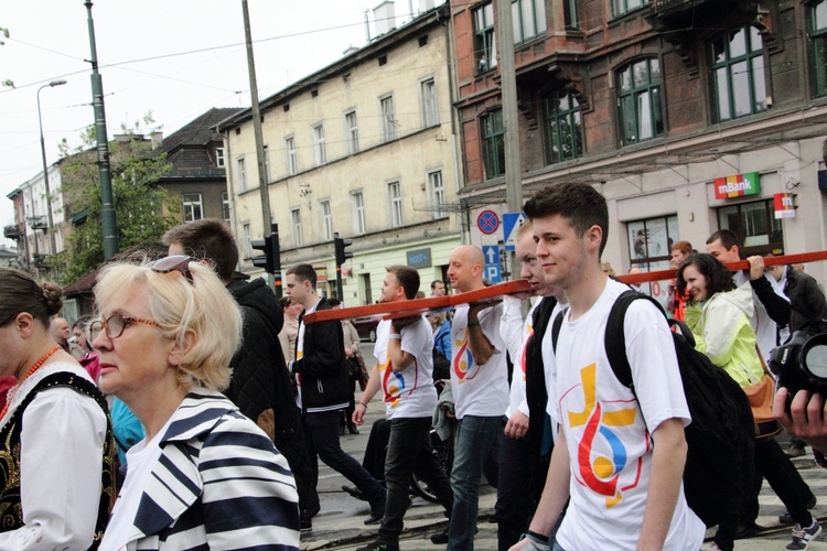 Procesja ku czci św. Stanisława z Wawelu na Skałkę - cz. 1