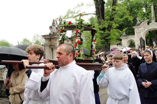 Procesja ku czci św. Stanisława z Wawelu na Skałkę cz. 2