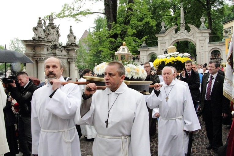 Procesja ku czci św. Stanisława z Wawelu na Skałkę cz. 2