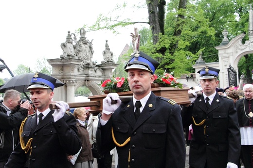 Procesja ku czci św. Stanisława z Wawelu na Skałkę cz. 2