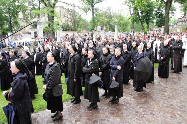 Procesja ku czci św. Stanisława z Wawelu na Skałkę cz. 2