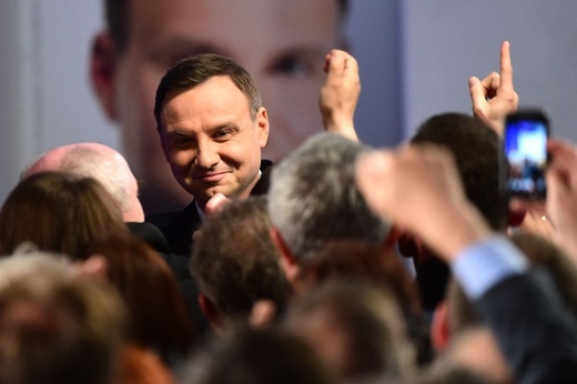 Andrzej Duda najlepszy w I turze