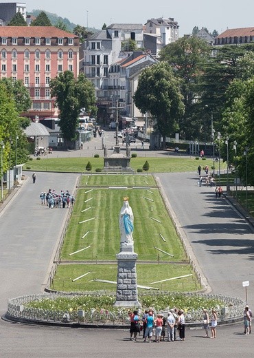 Pielgrzymi są już w Lourdes