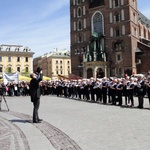 Protest pielęgniarek i położnych na Rynku Głównym