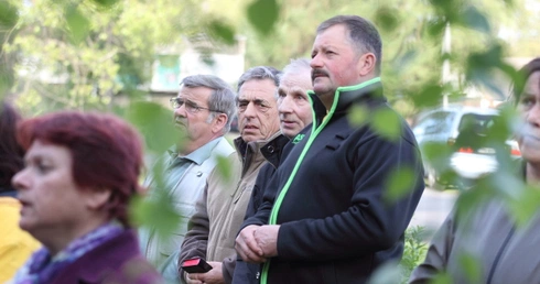 Kapliczka na skarpie 