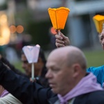 Lourdes, procesja różańcowa