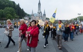 Lourdes, procesja różańcowa