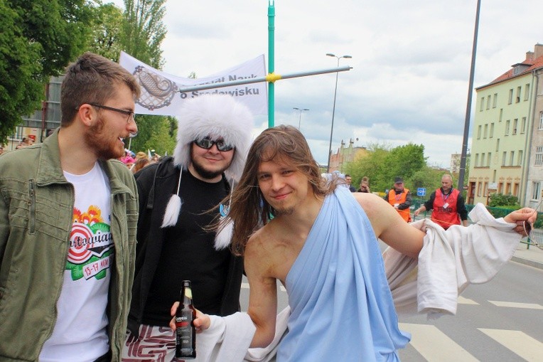 Kortowiada 2015 - parada wydziałów