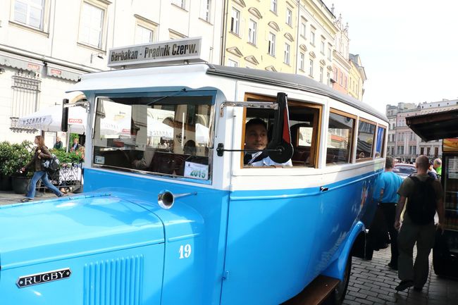 Parada zabytkowych pojazdów - Noc Muzeów - 2015