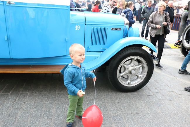 Parada zabytkowych pojazdów - Noc Muzeów - 2015