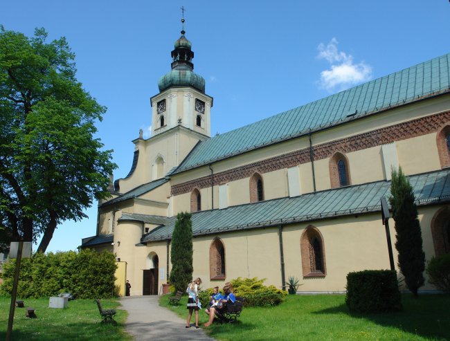 Pielgrzymka Dzieci Maryi i scholi