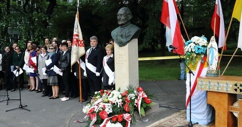 Odsłonięcia pomnika bp. Albina Małysiaka