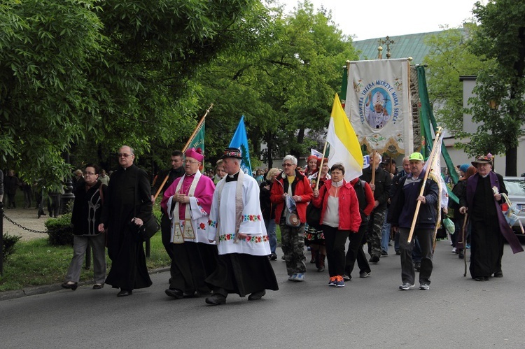 360. Łowicka Piesza Pielgrzymka na Jasną Górę, cz. I