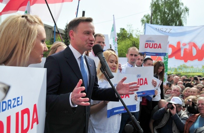 Duda blokuje etat na UJ?